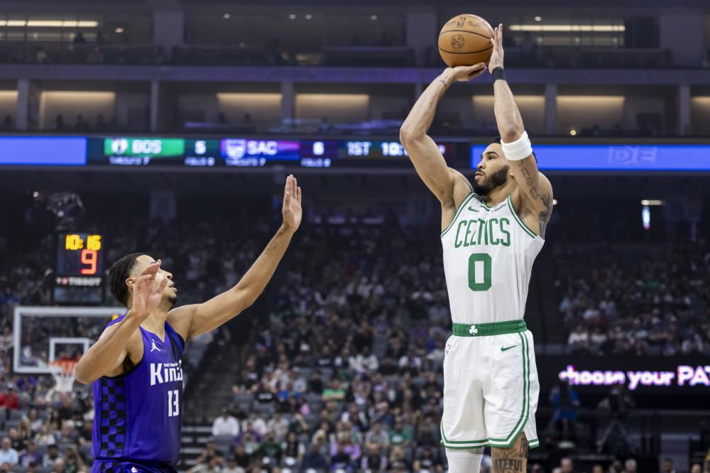 守型中场 守型中场