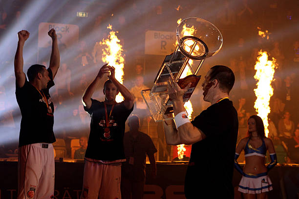 崛起之路 崛起之路