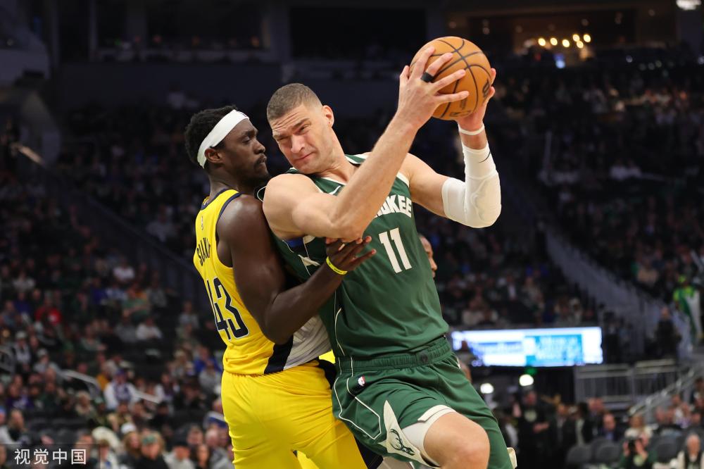 在他最新的 在他最新的