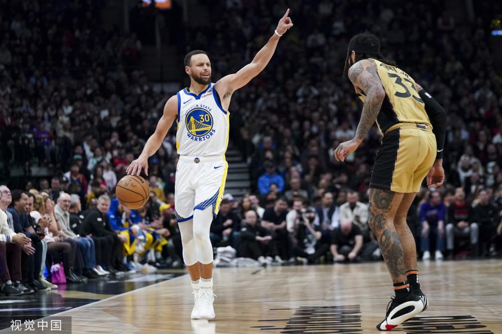 在比赛中展 在比赛中展