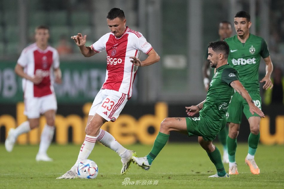 场决赛中 场决赛中