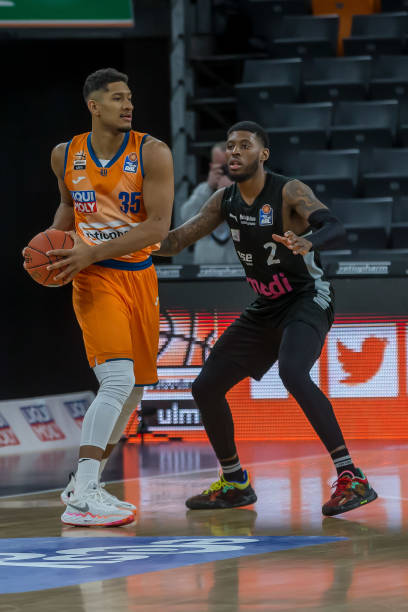 而中场运转 而中场运转