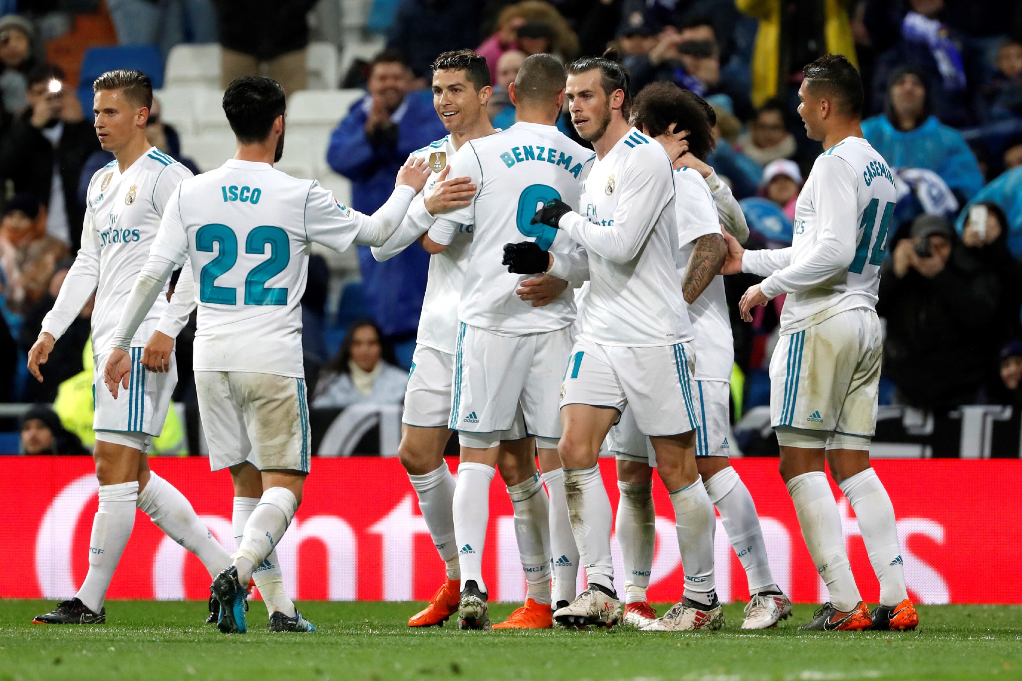 频繁制造威 频繁制造威